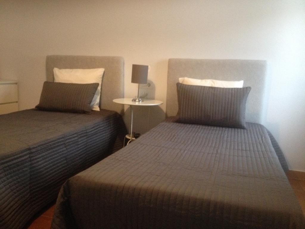 Hostal Montilla Sotogrande Torreguadiaro Eksteriør bilde